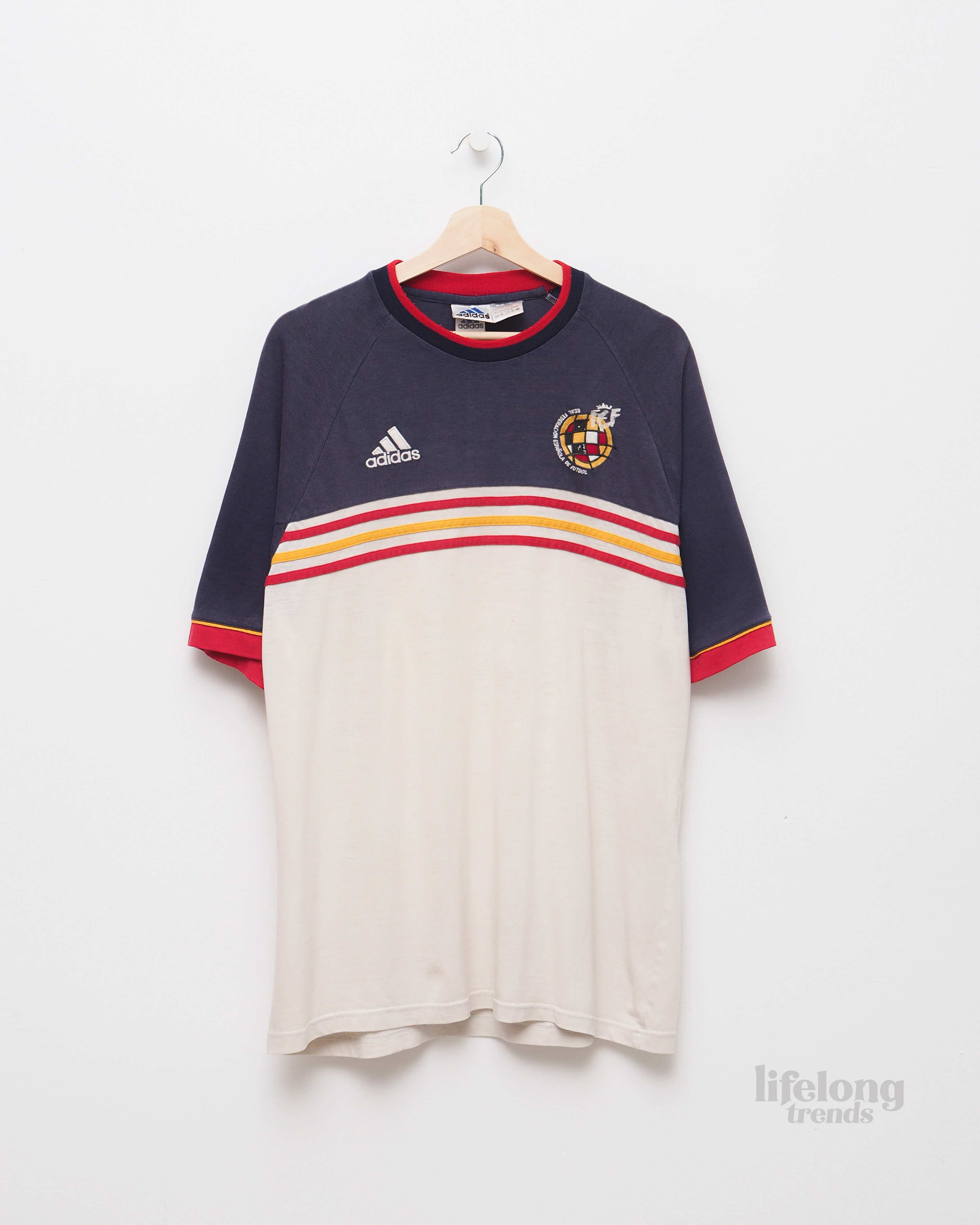 CAMISETA SELECCIÓN ESPAÑOLA DE FÚTBOL ADIDAS VINTAGE – Lifelong Trends